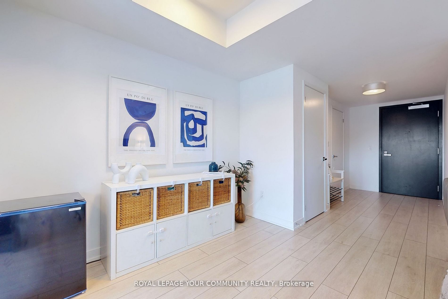 31 Tippett Rd, #215