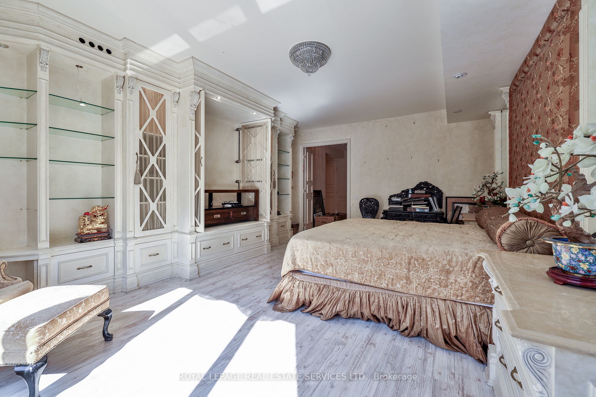 3600 Yonge Street, #933