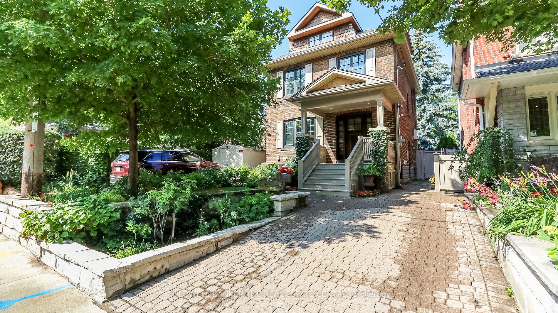 172 Duplex Ave