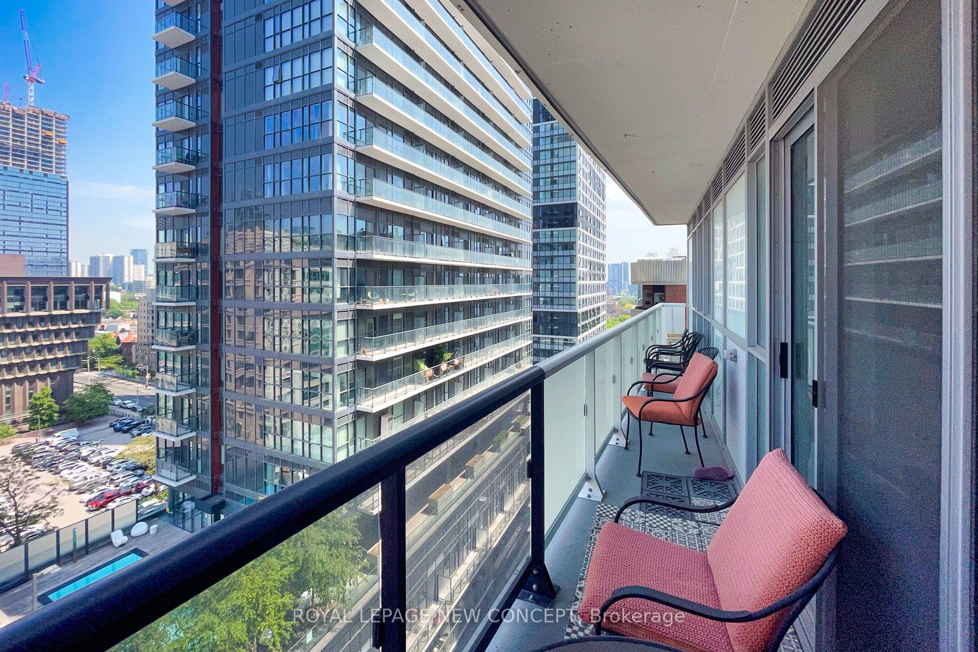 77 Mutual St, #1409