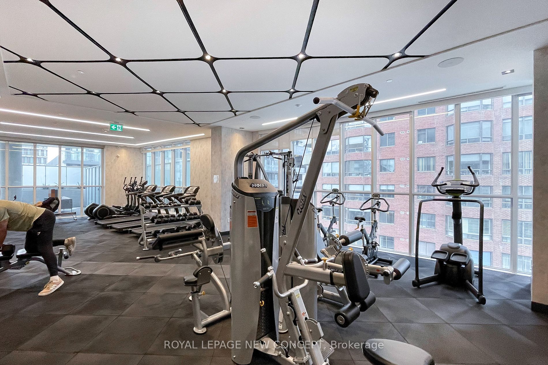 77 Mutual St, #1409