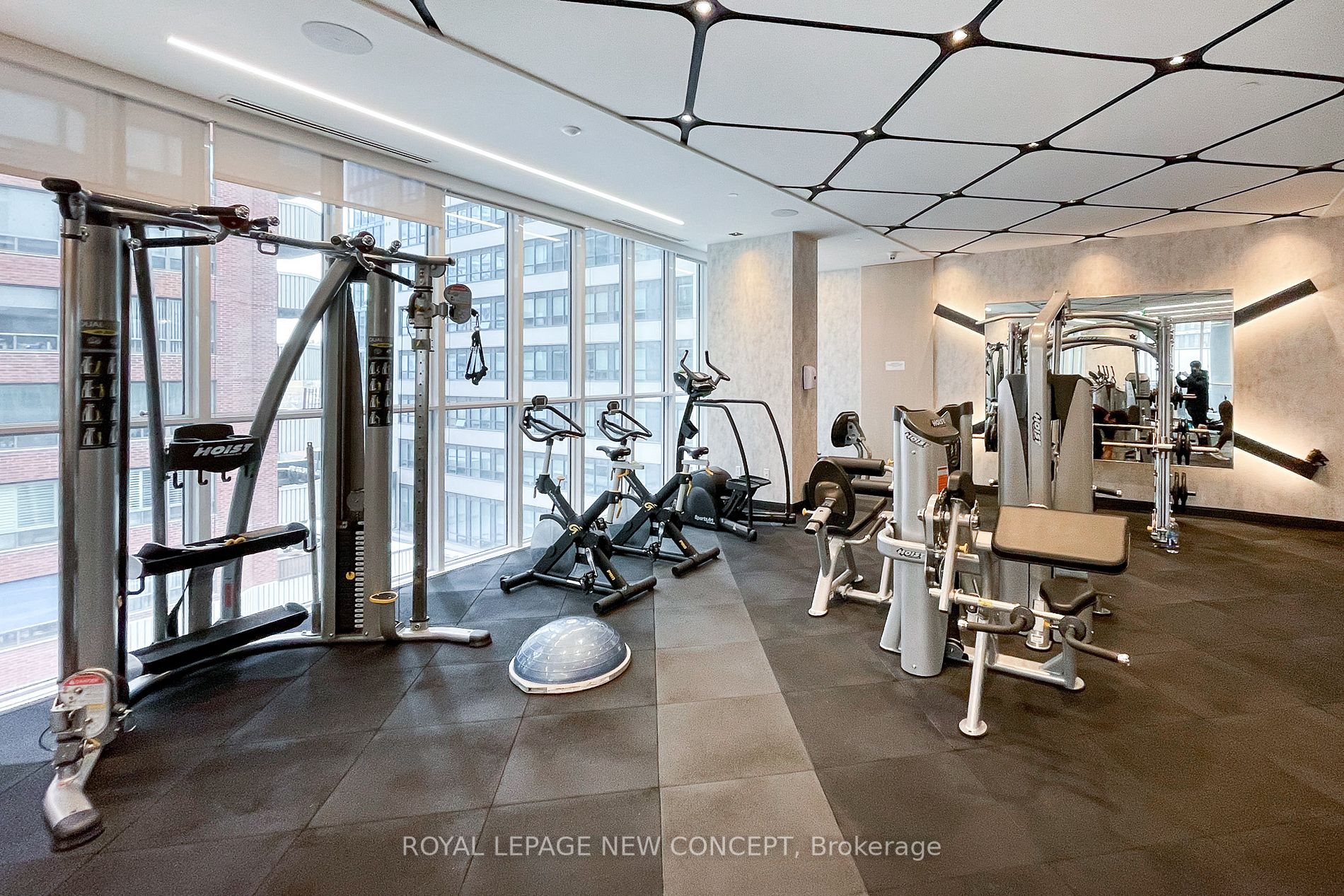 77 Mutual St, #1409