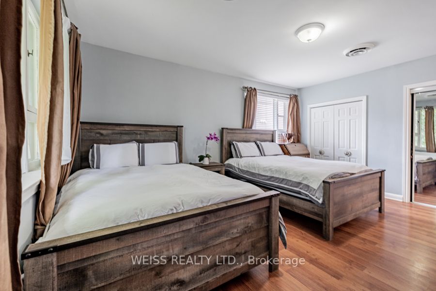 24 Lowesmoor Ave