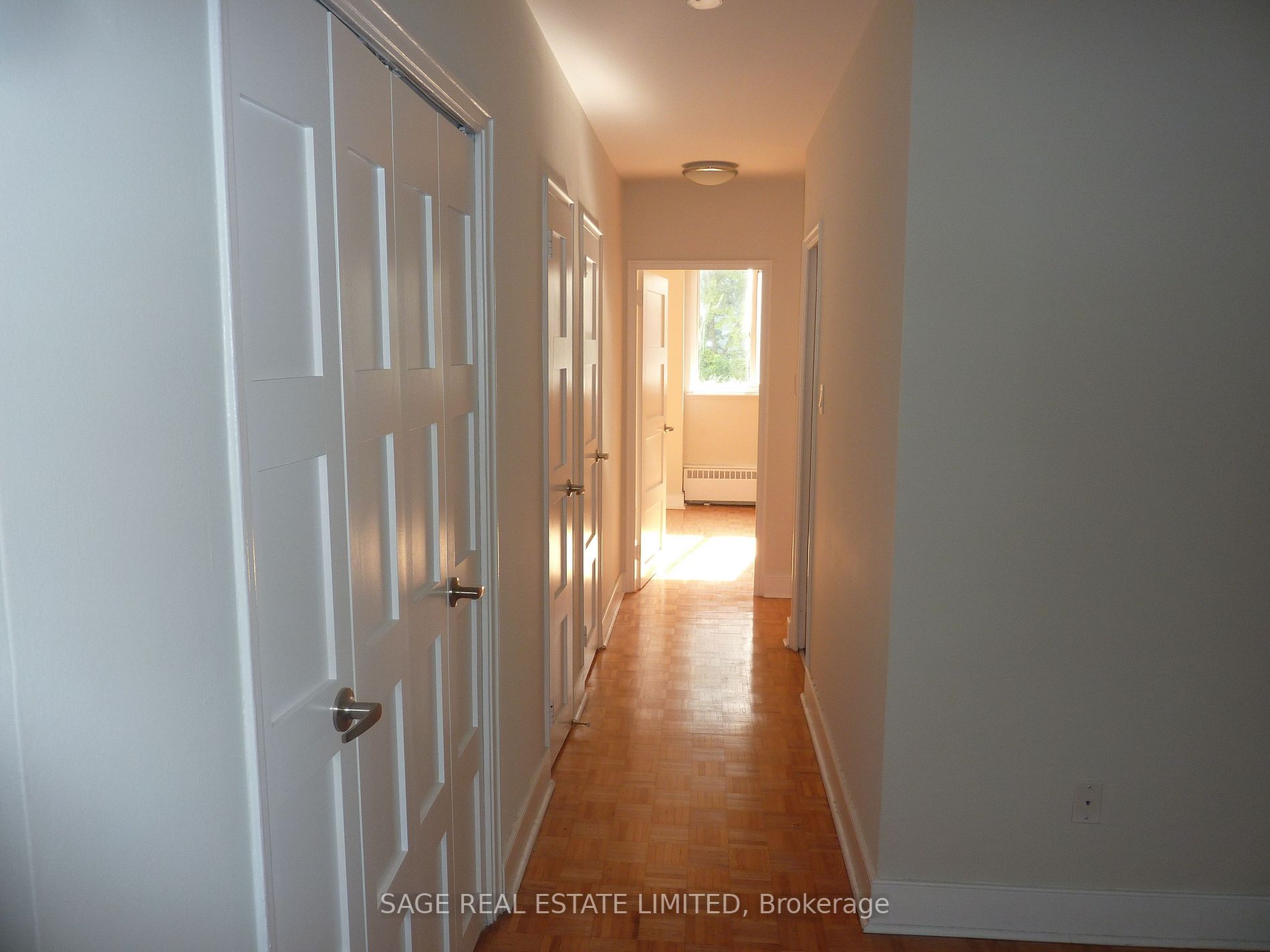 10 Shallmar Blvd, #201