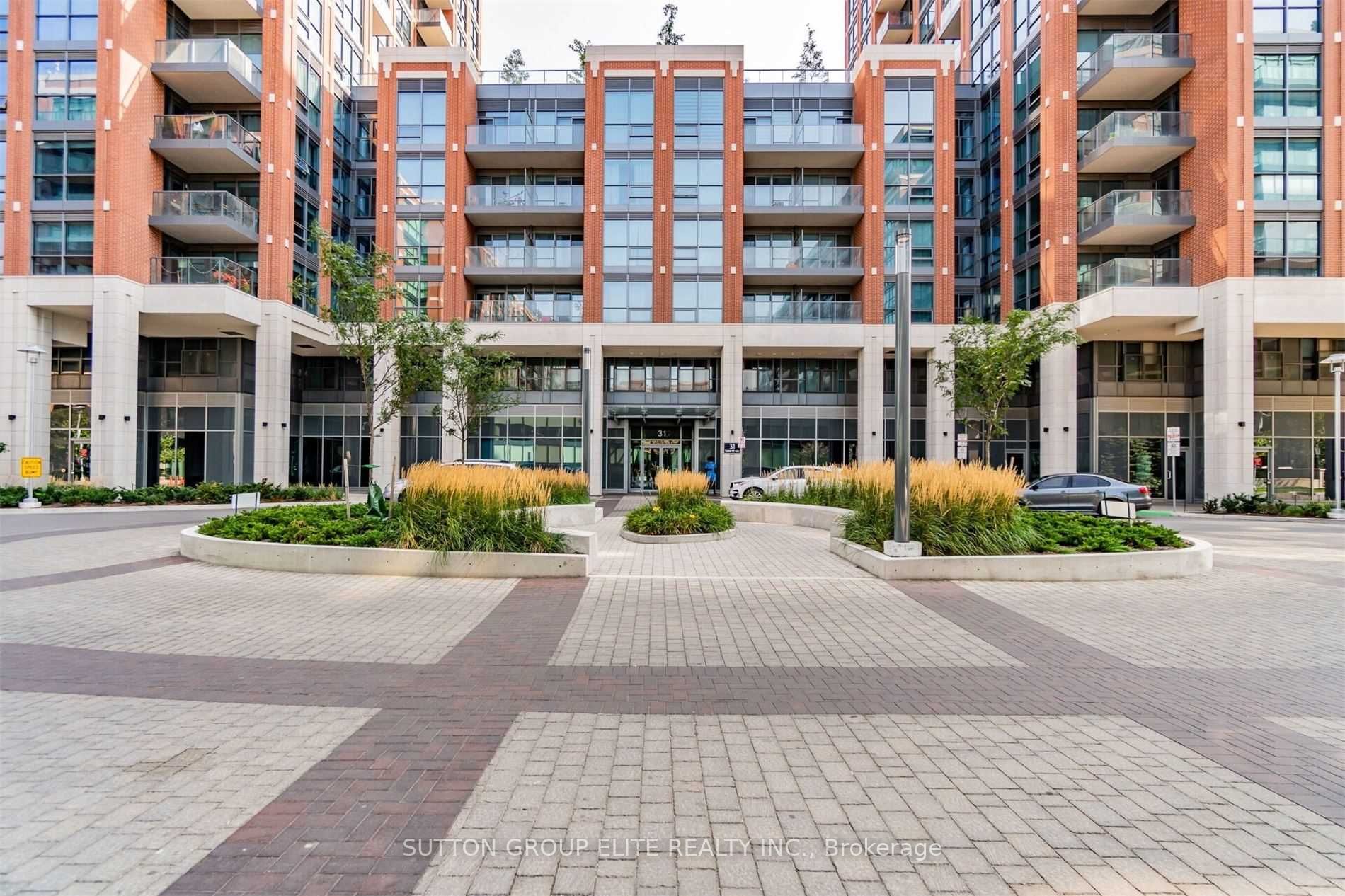 31 Tippett Rd, #728