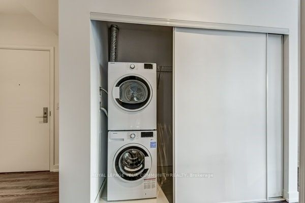 20 Edward St, #502