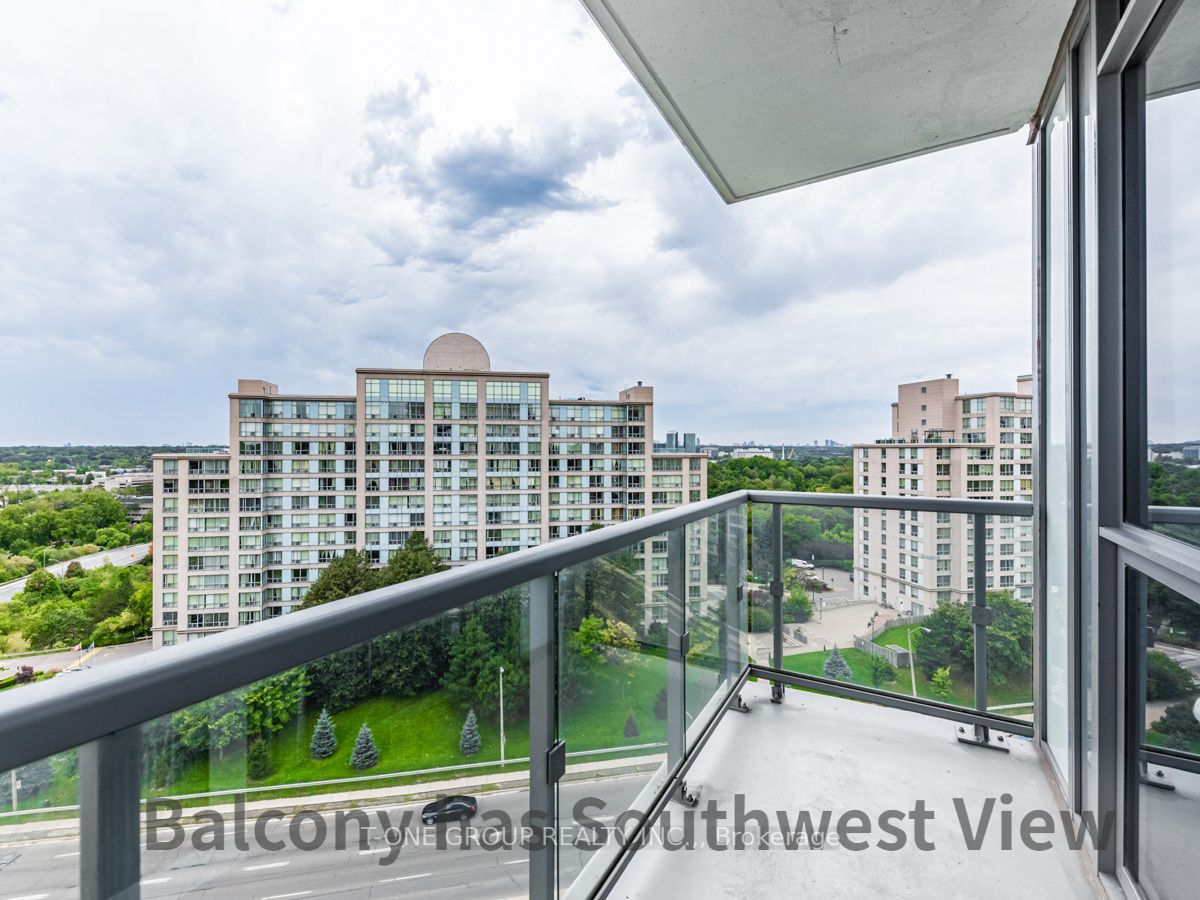 18 Graydon Hall Dr, #1103