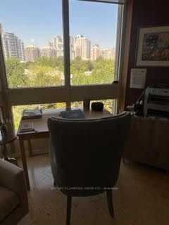 5 Kenneth Ave, #803