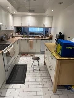 5 Kenneth Ave, #803