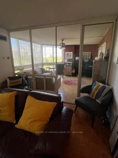 5 Kenneth Ave, #803