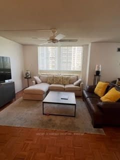 5 Kenneth Ave, #803