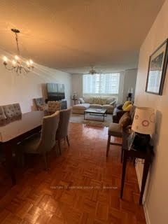 5 Kenneth Ave, #803