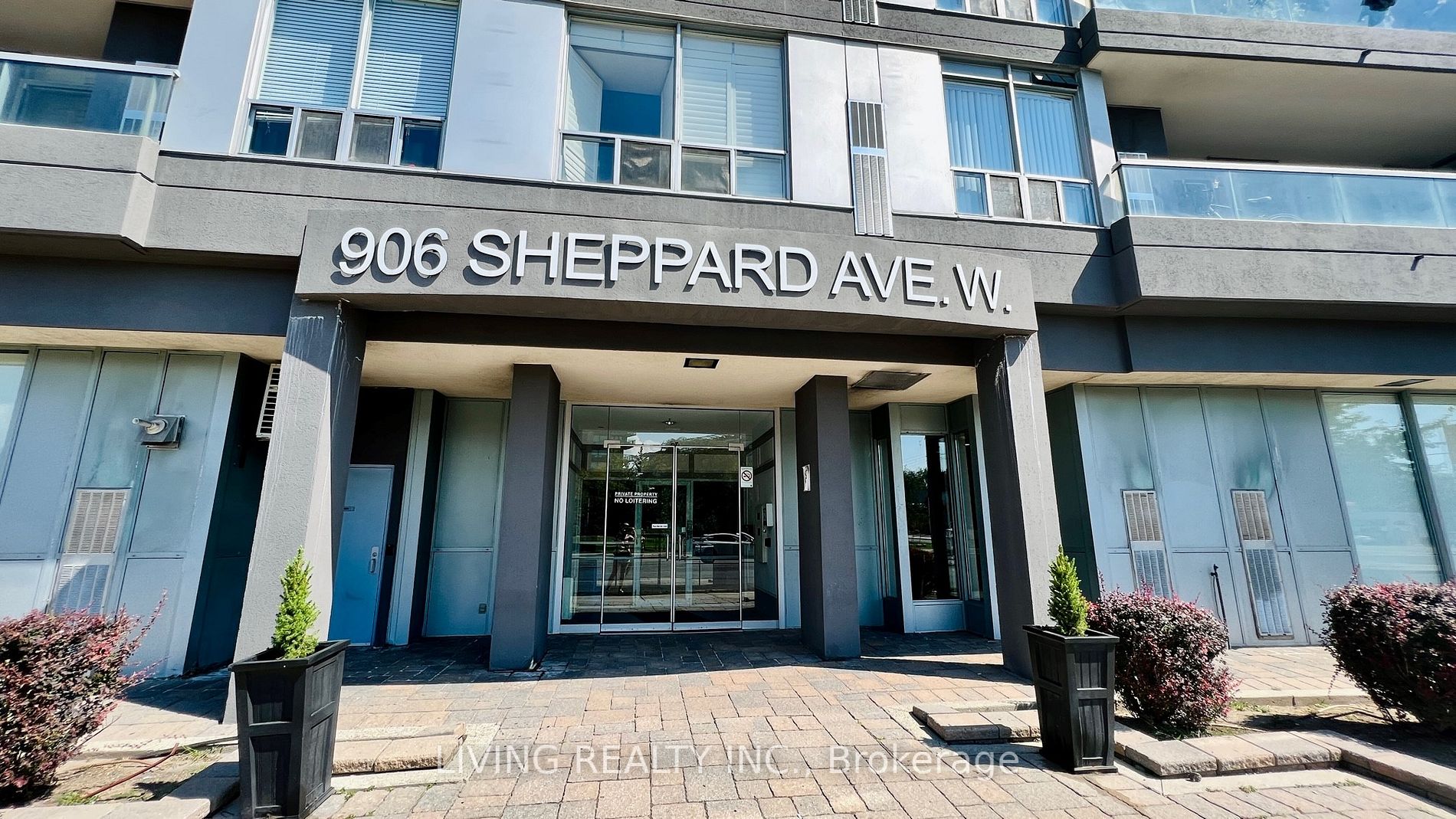906 Sheppard Ave W, #406