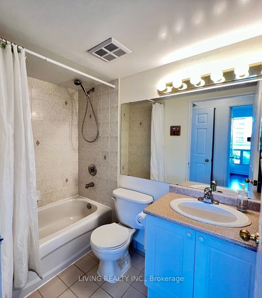 906 Sheppard Ave W, #406