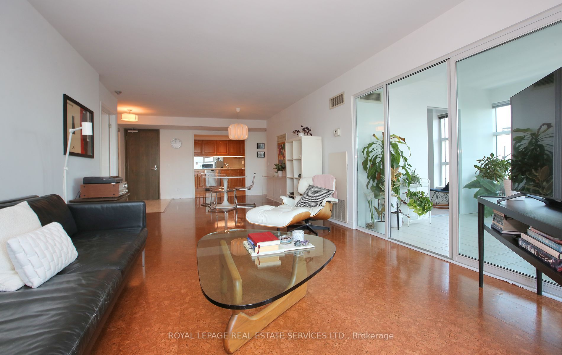 50 Lombard St, #2302