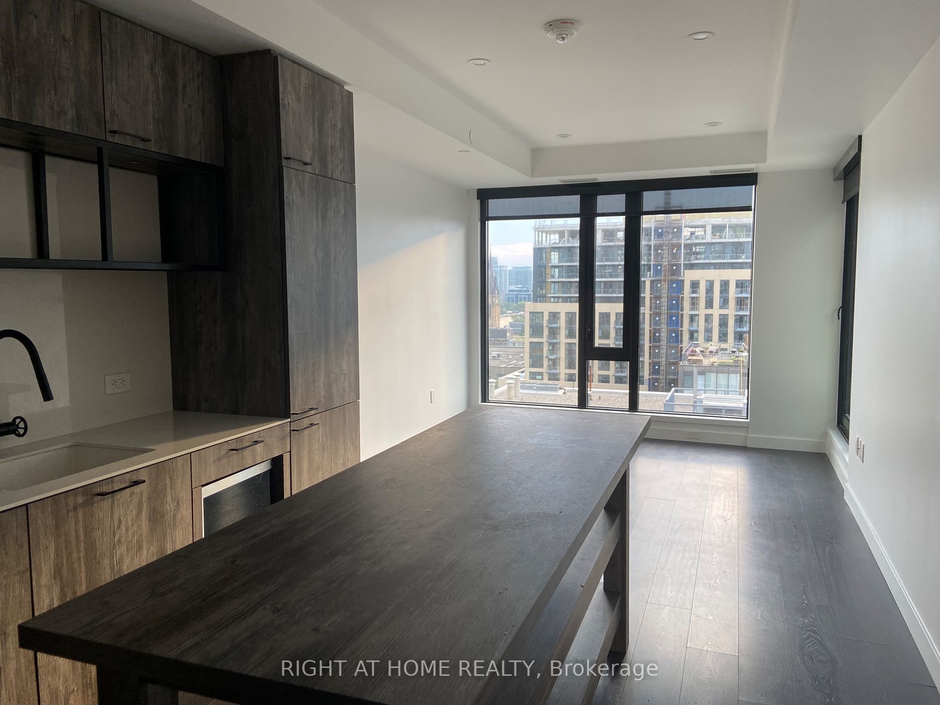 505 Richmond St W, #1008