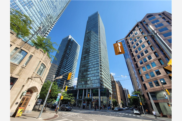 38 Grenville St, Toronto