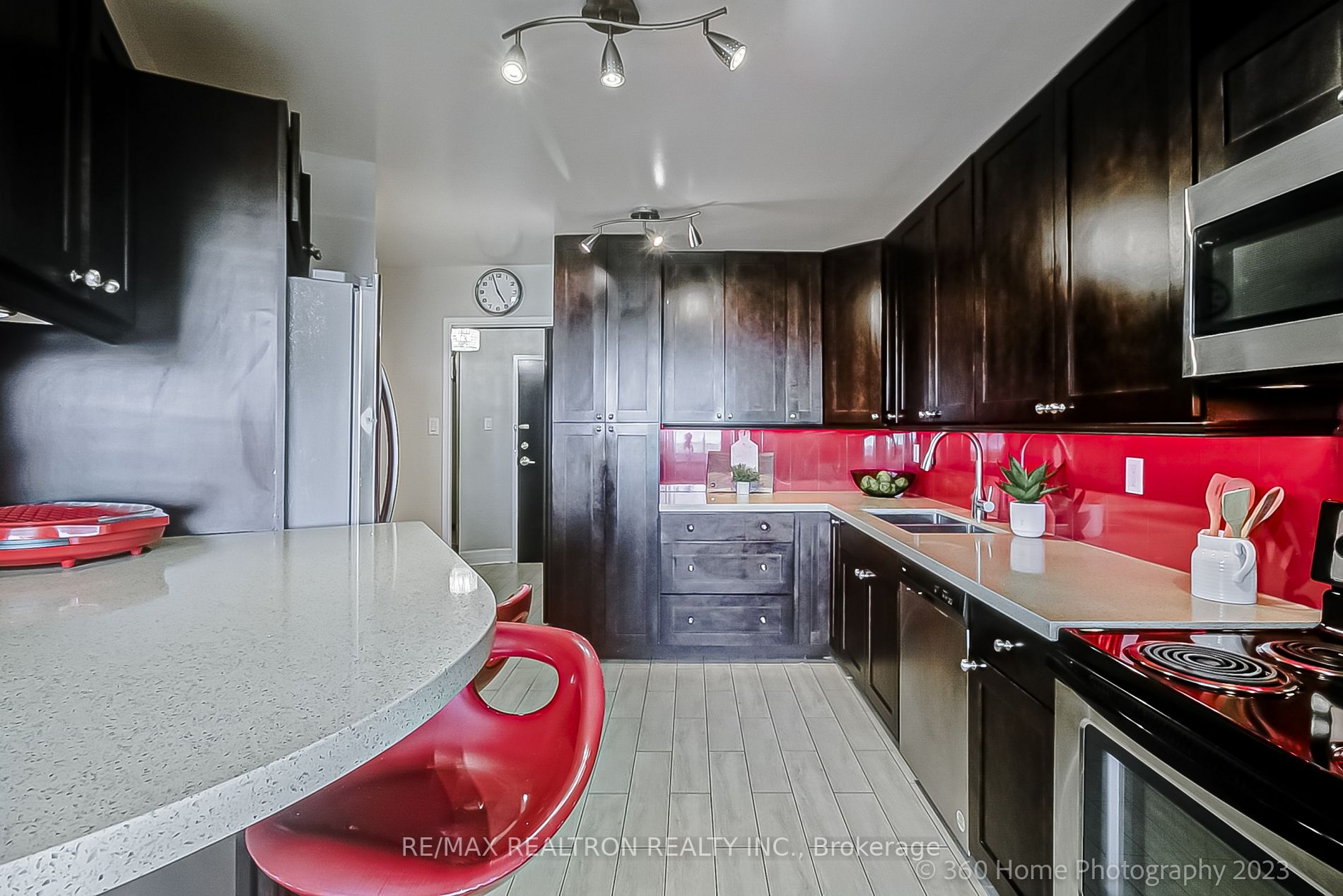 150 Neptune Drive, #703