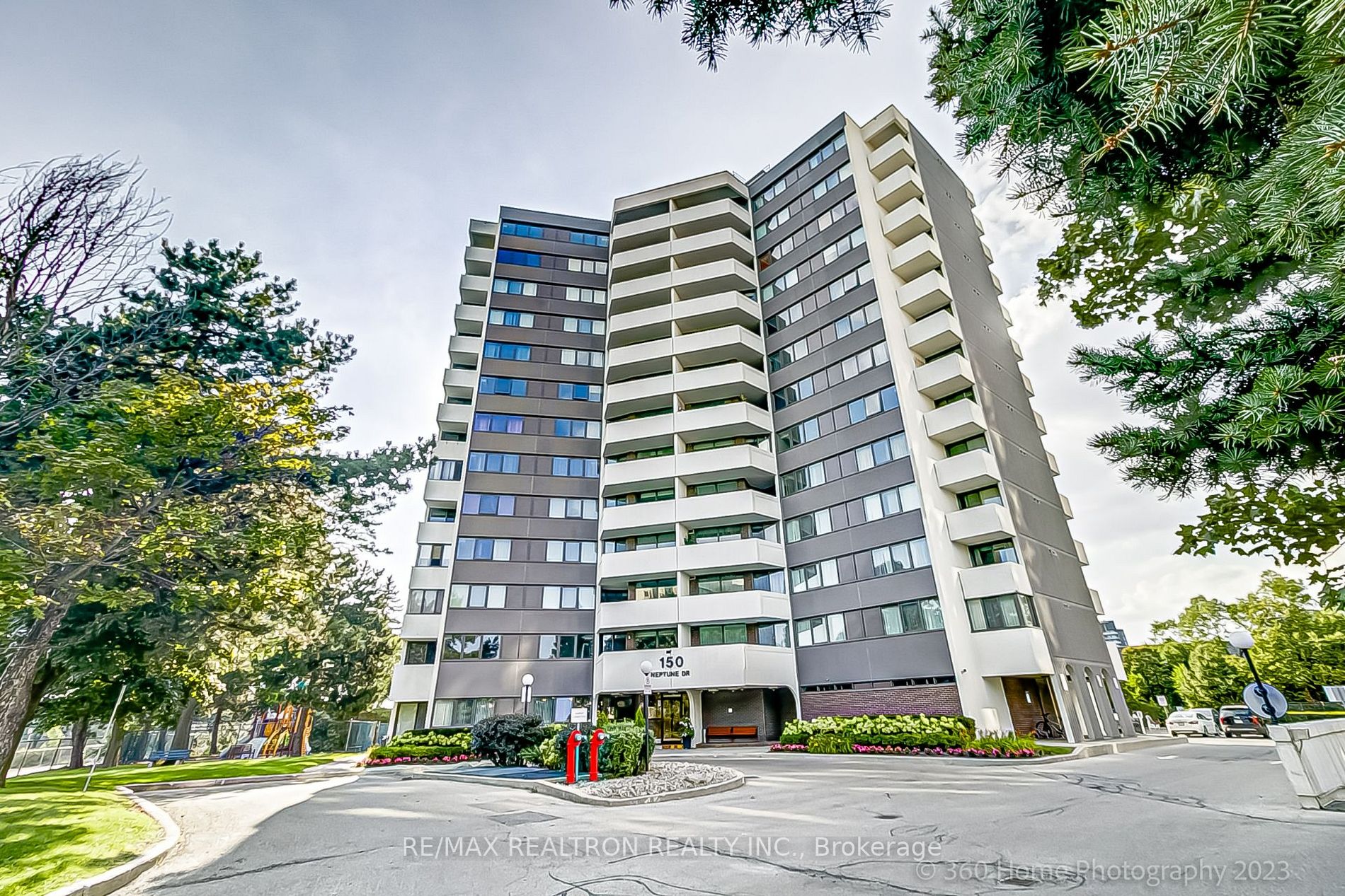 150 Neptune Drive, #703