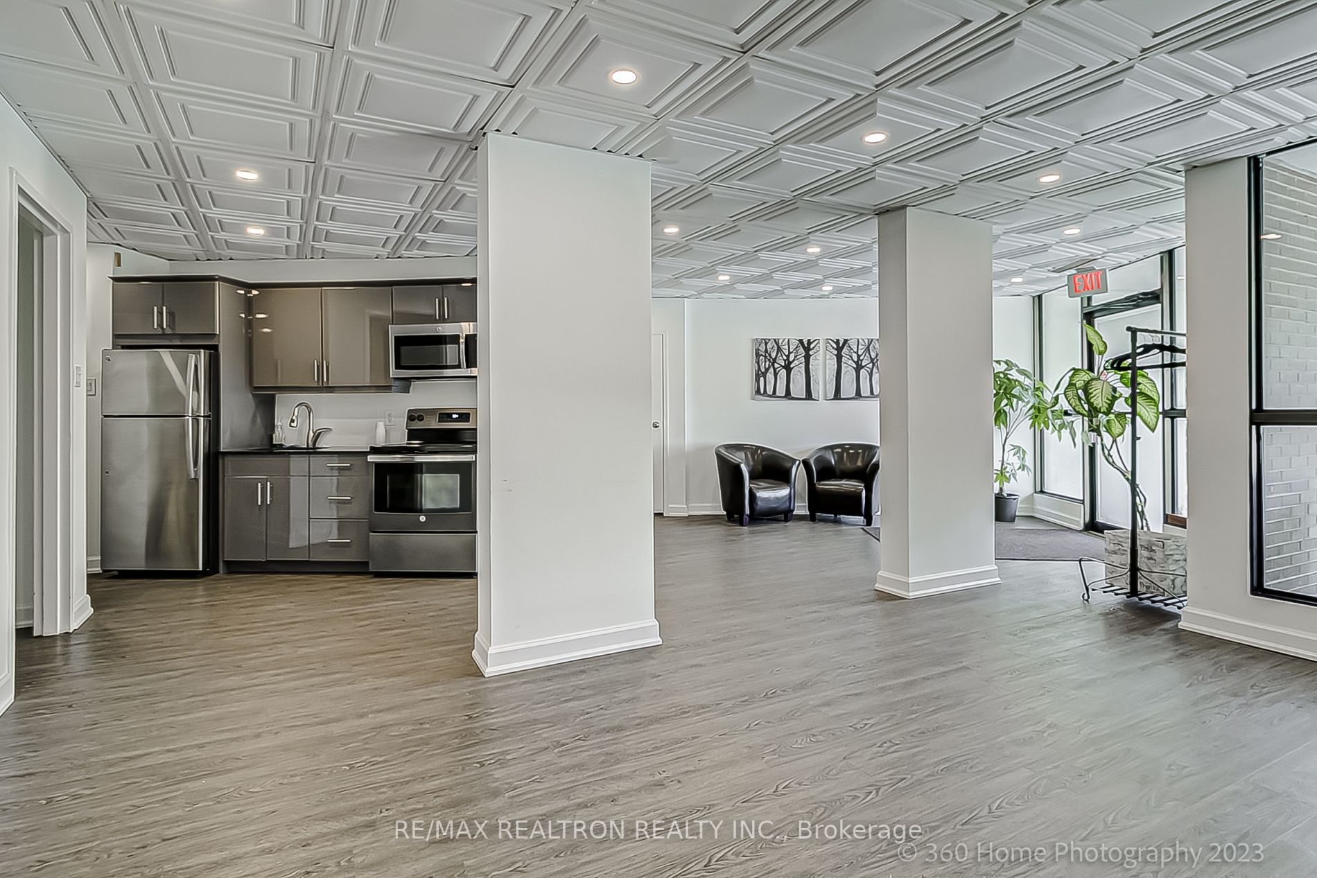 150 Neptune Drive, #703