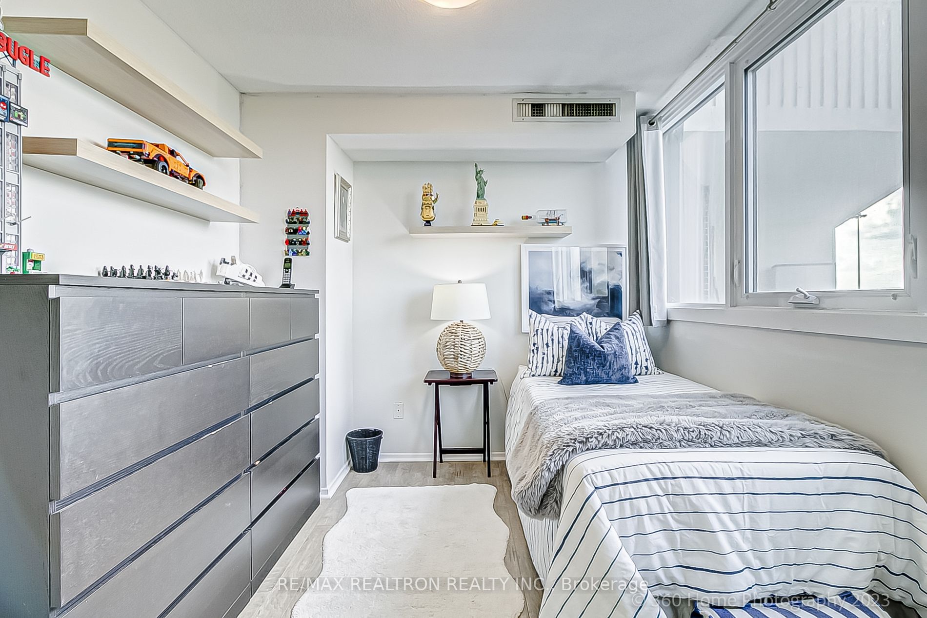 150 Neptune Drive, #703