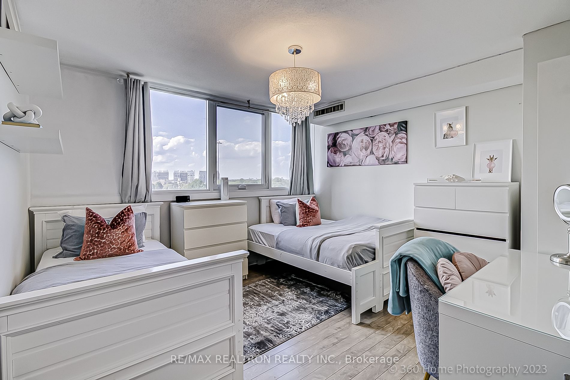 150 Neptune Drive, #703