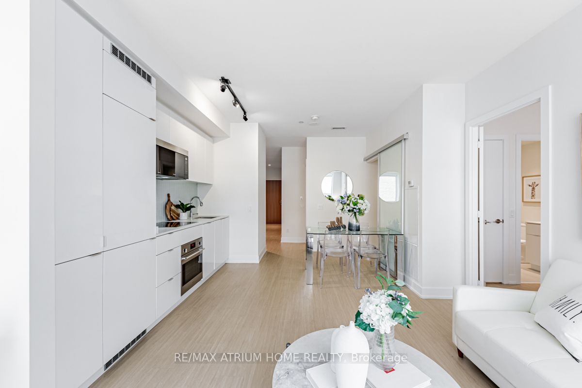 7 Grenville St, #512