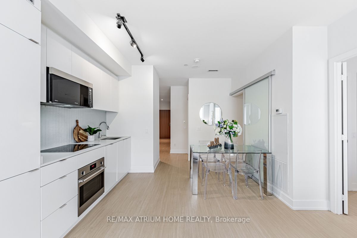 7 Grenville St, #512