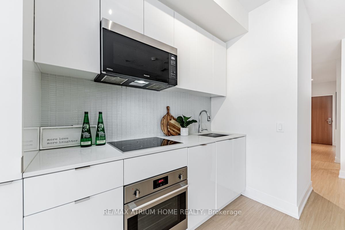 7 Grenville St, #512