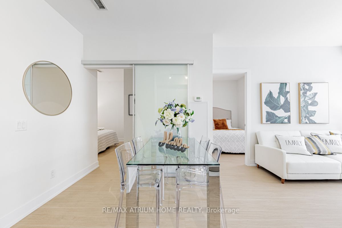 7 Grenville St, #512