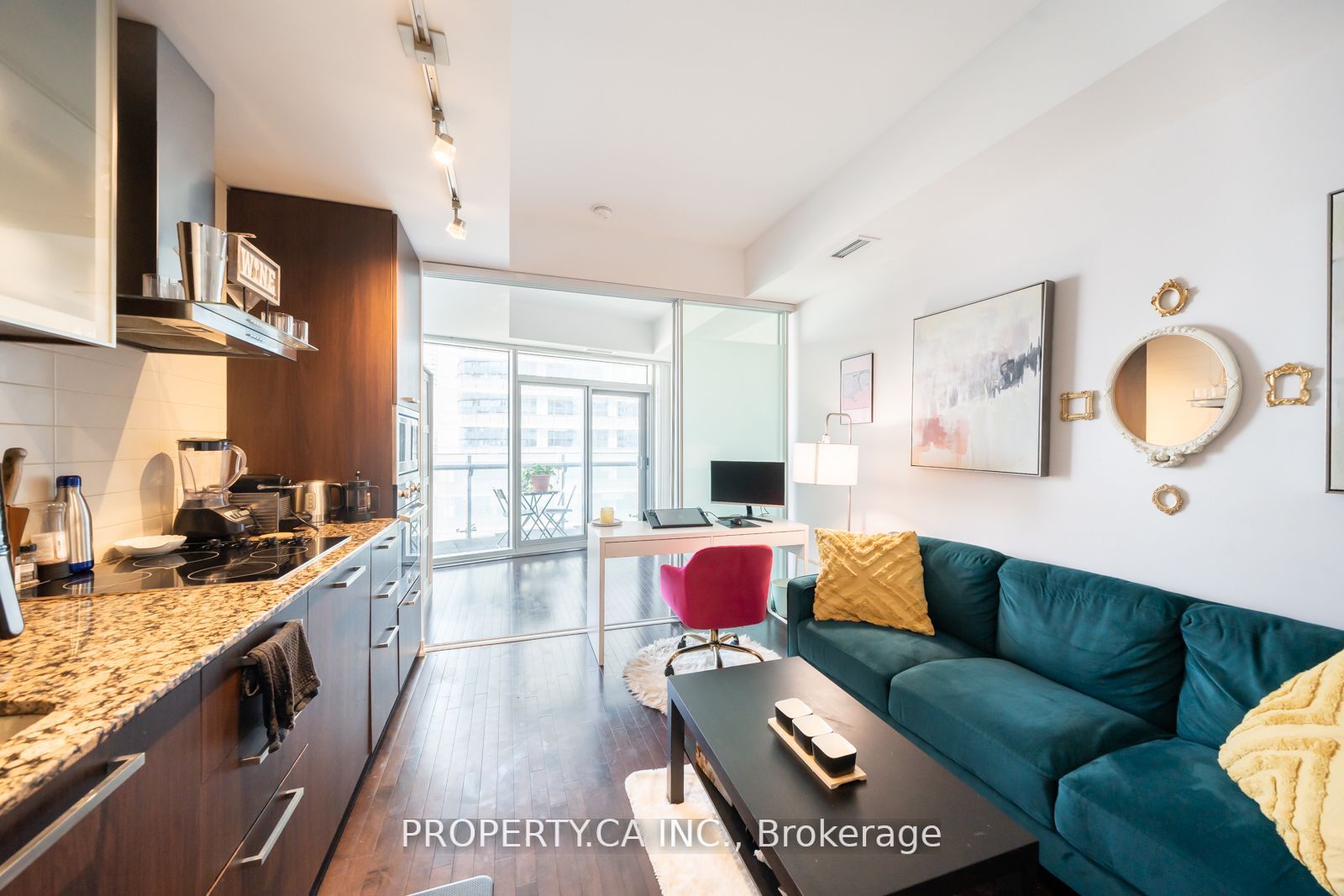 12 York St, #3408