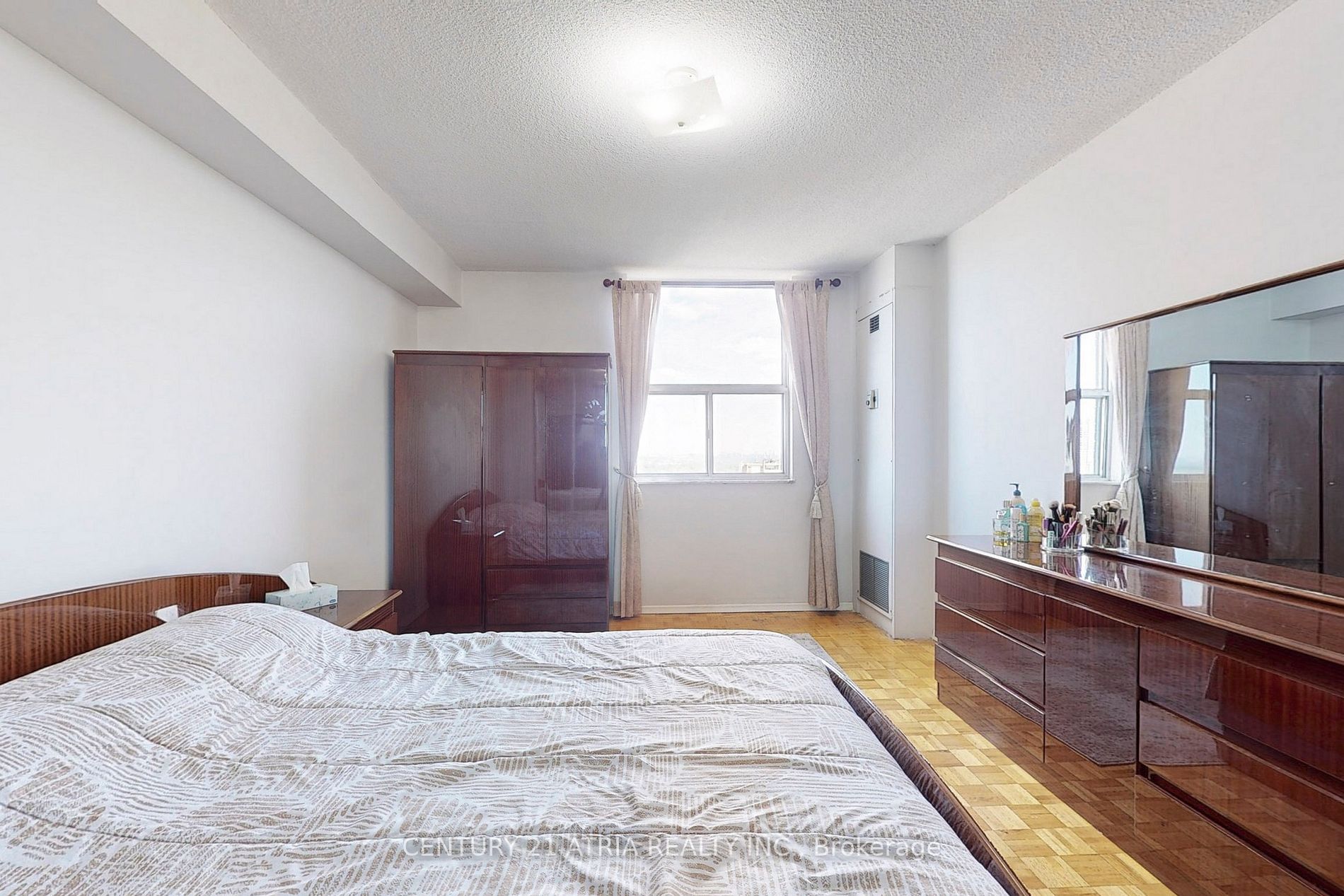 205 Hilda Avenue, #2107