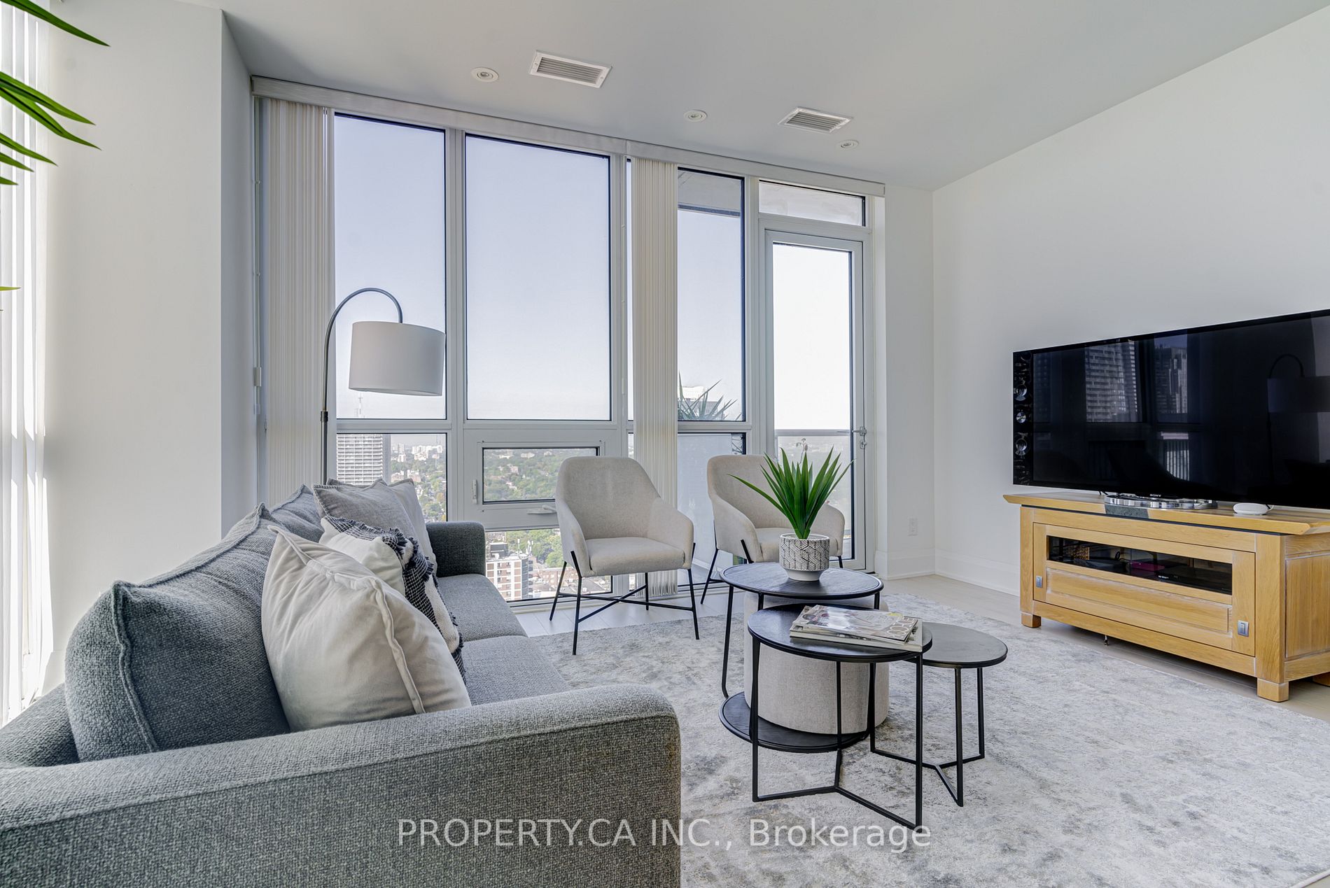 101 Erskine Ave, #3010