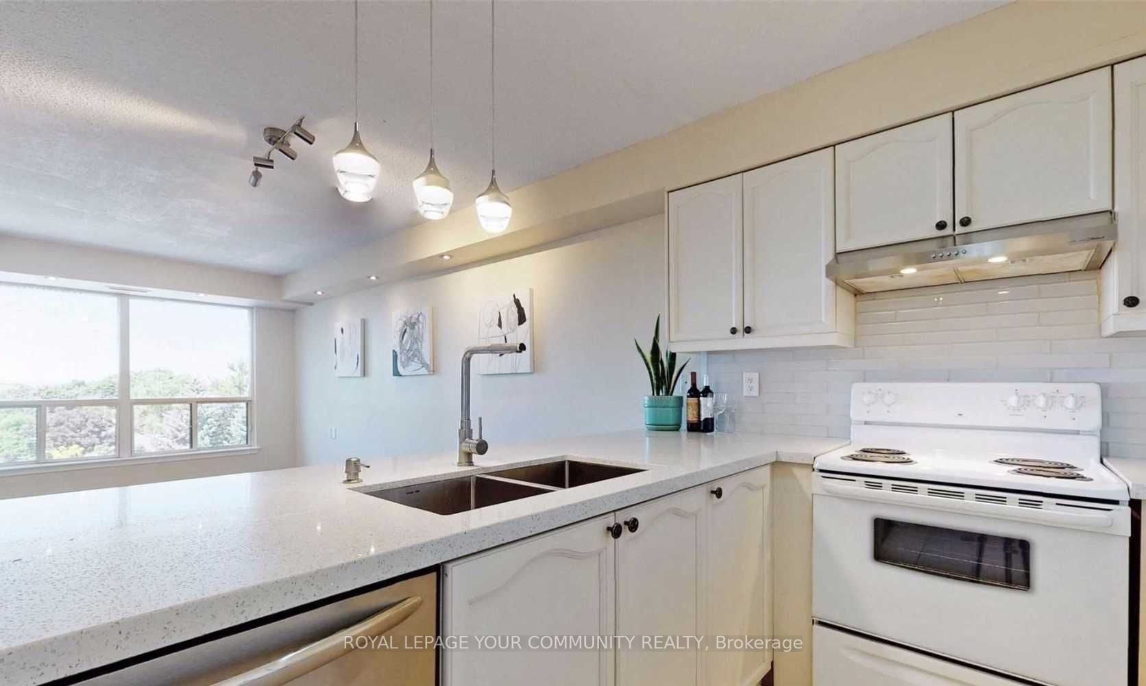890 Sheppard Ave W, #517