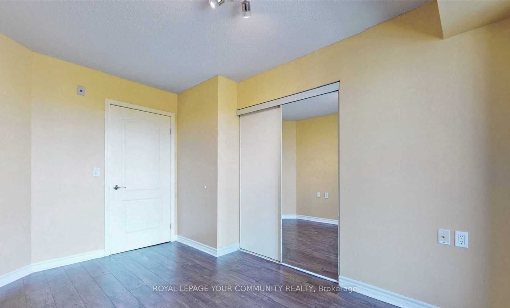 890 Sheppard Ave W, #517