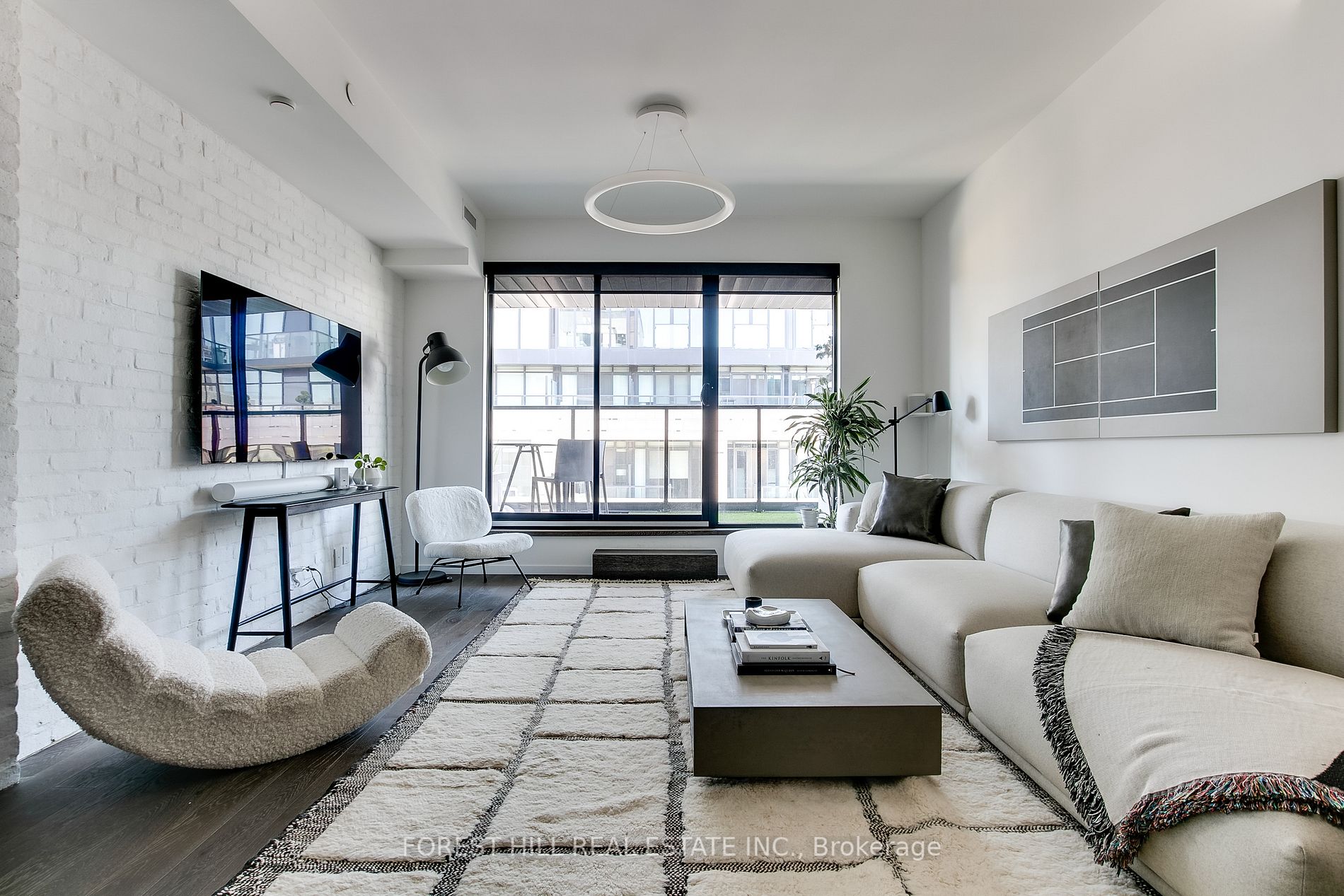45 Dovercourt Rd, #501