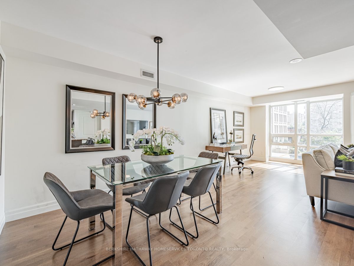 900 Mount Pleasant Rd, #209