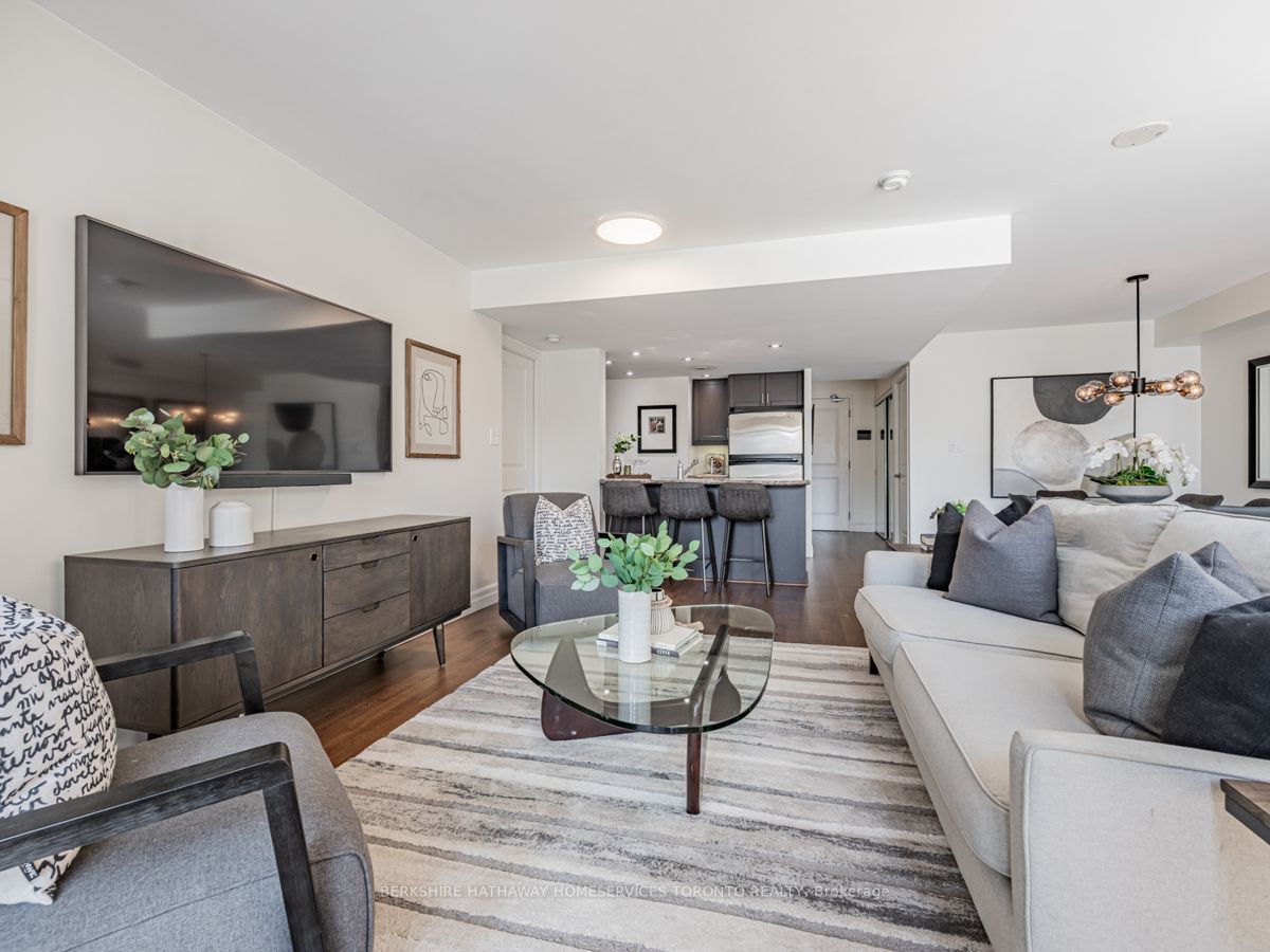 900 Mount Pleasant Rd, #209