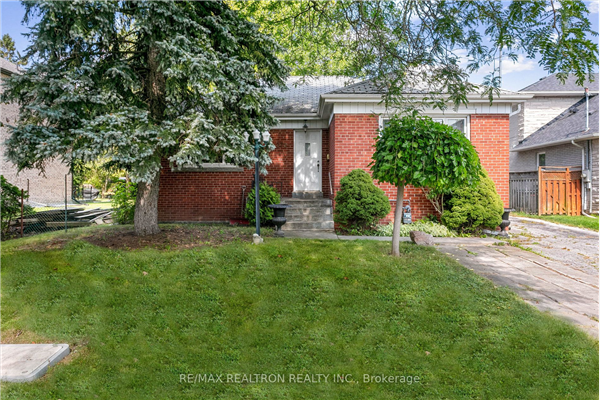 272 Horsham Ave, Toronto