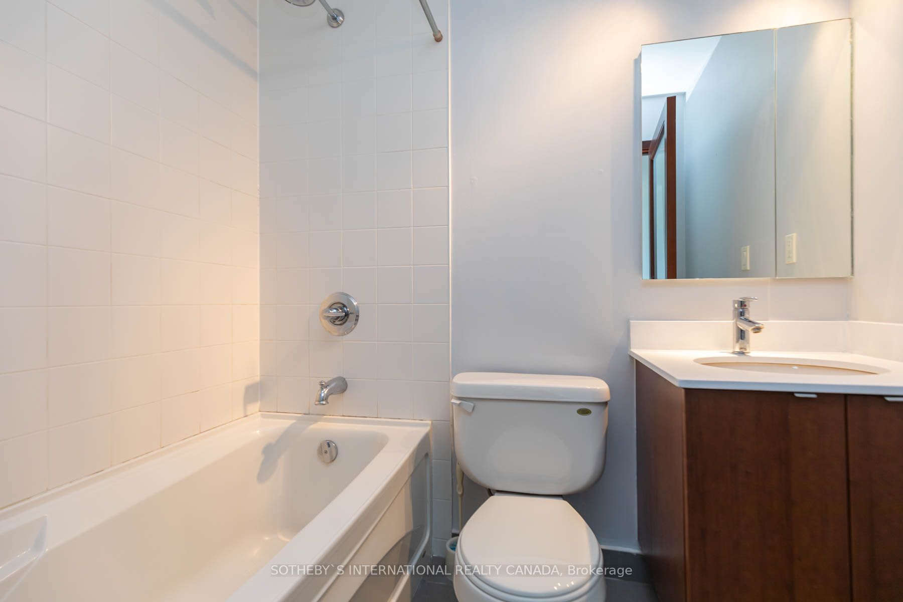 Listing C6796354 - Large Photo # 16
