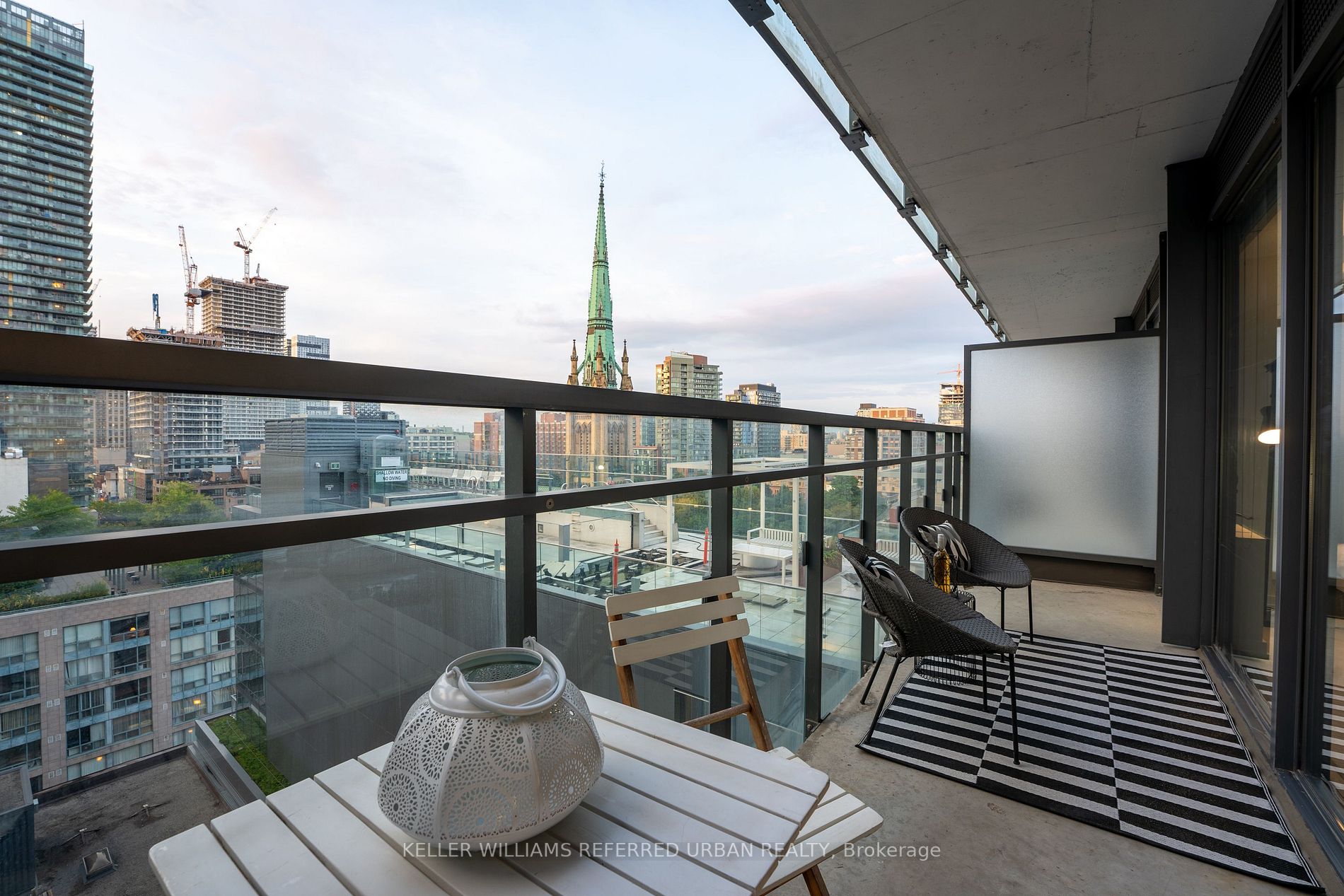 60 Colborne St, #1201