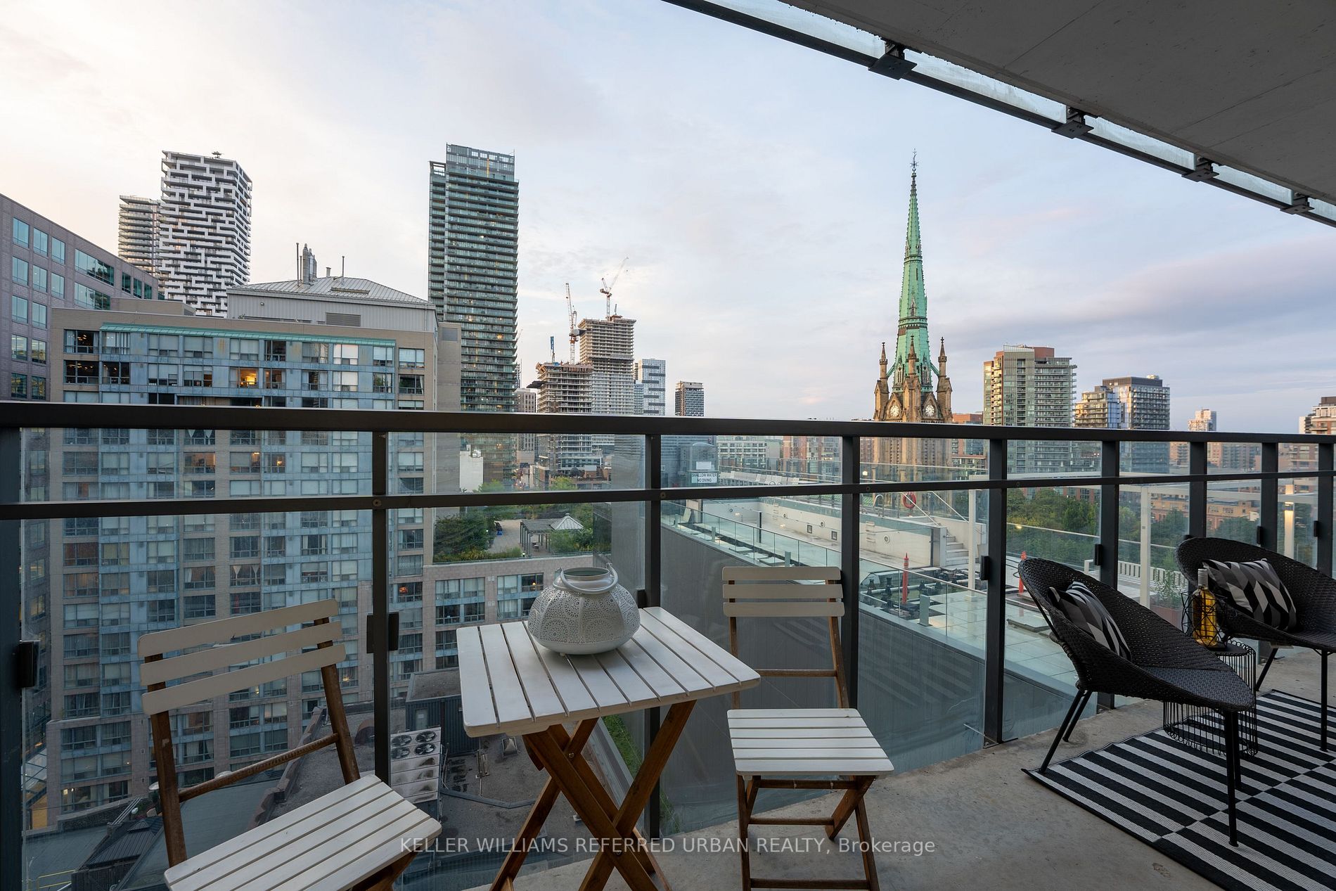60 Colborne St, #1201