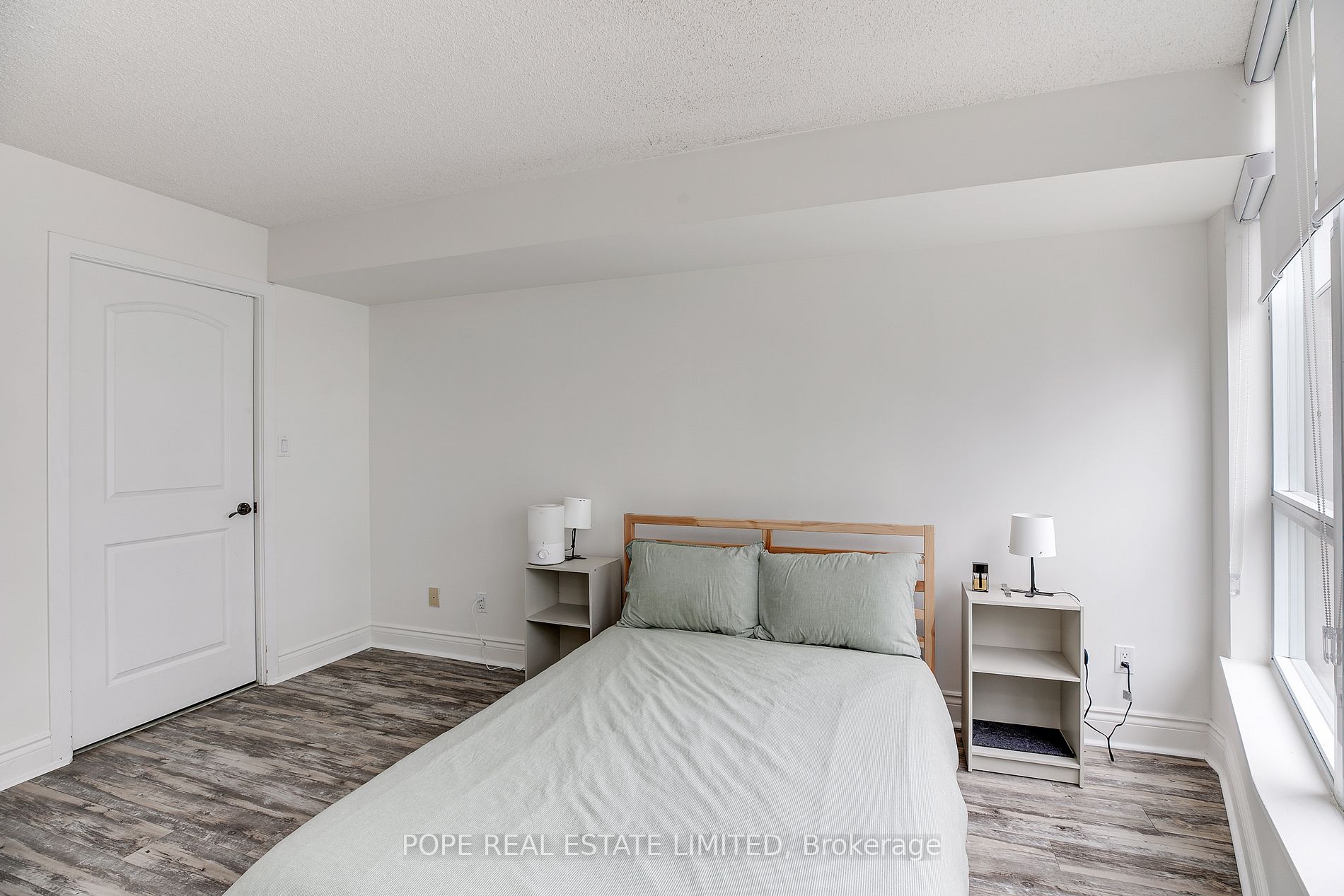 550 Queens Quay W, #505
