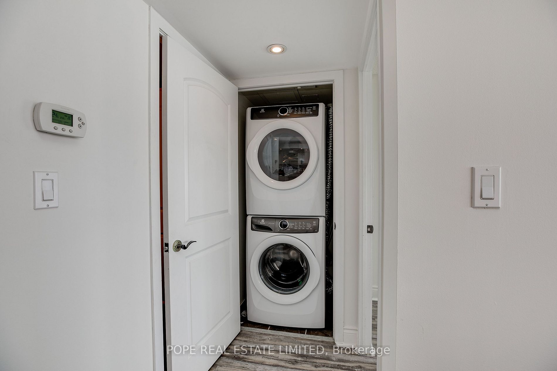 550 Queens Quay W, #505