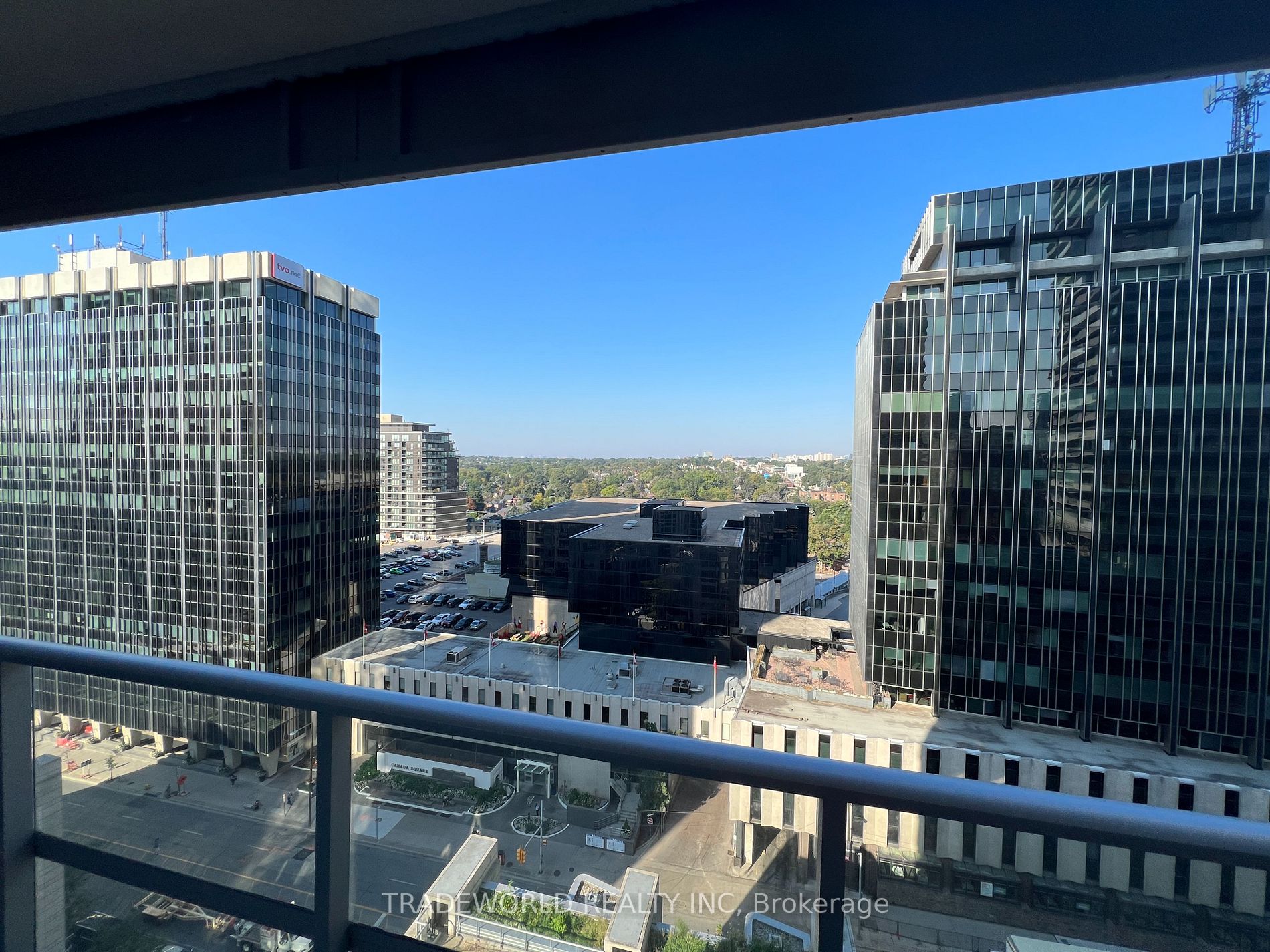 2191 Yonge St, #1606