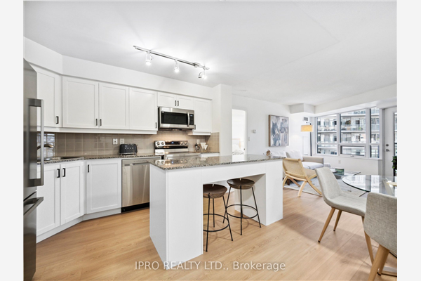 20 Blue Jays Way, Toronto