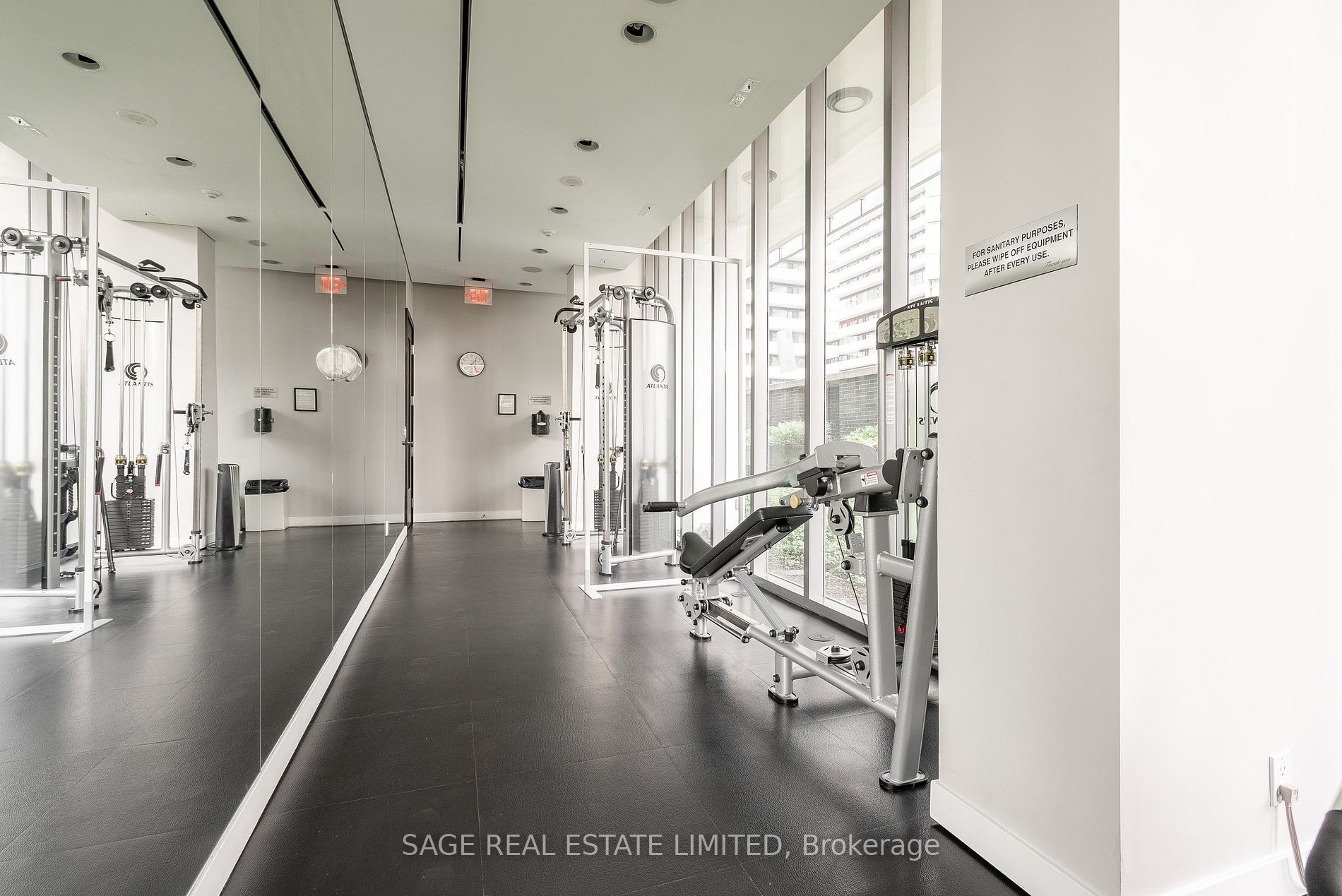 33 Charles St E, #3209