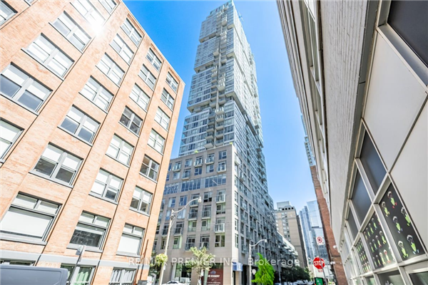 30 Nelson St
