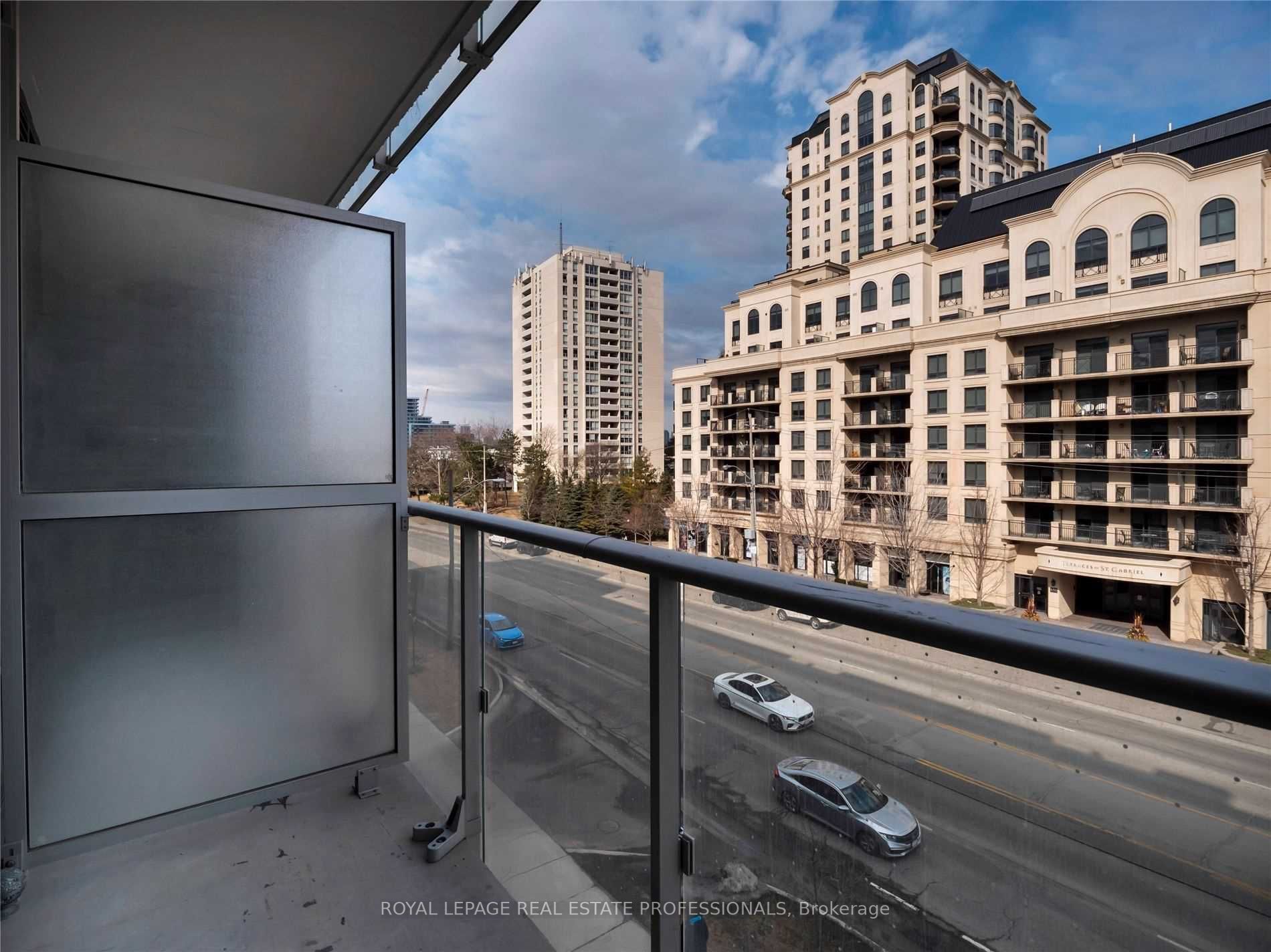 621 Sheppard Ave E, #526