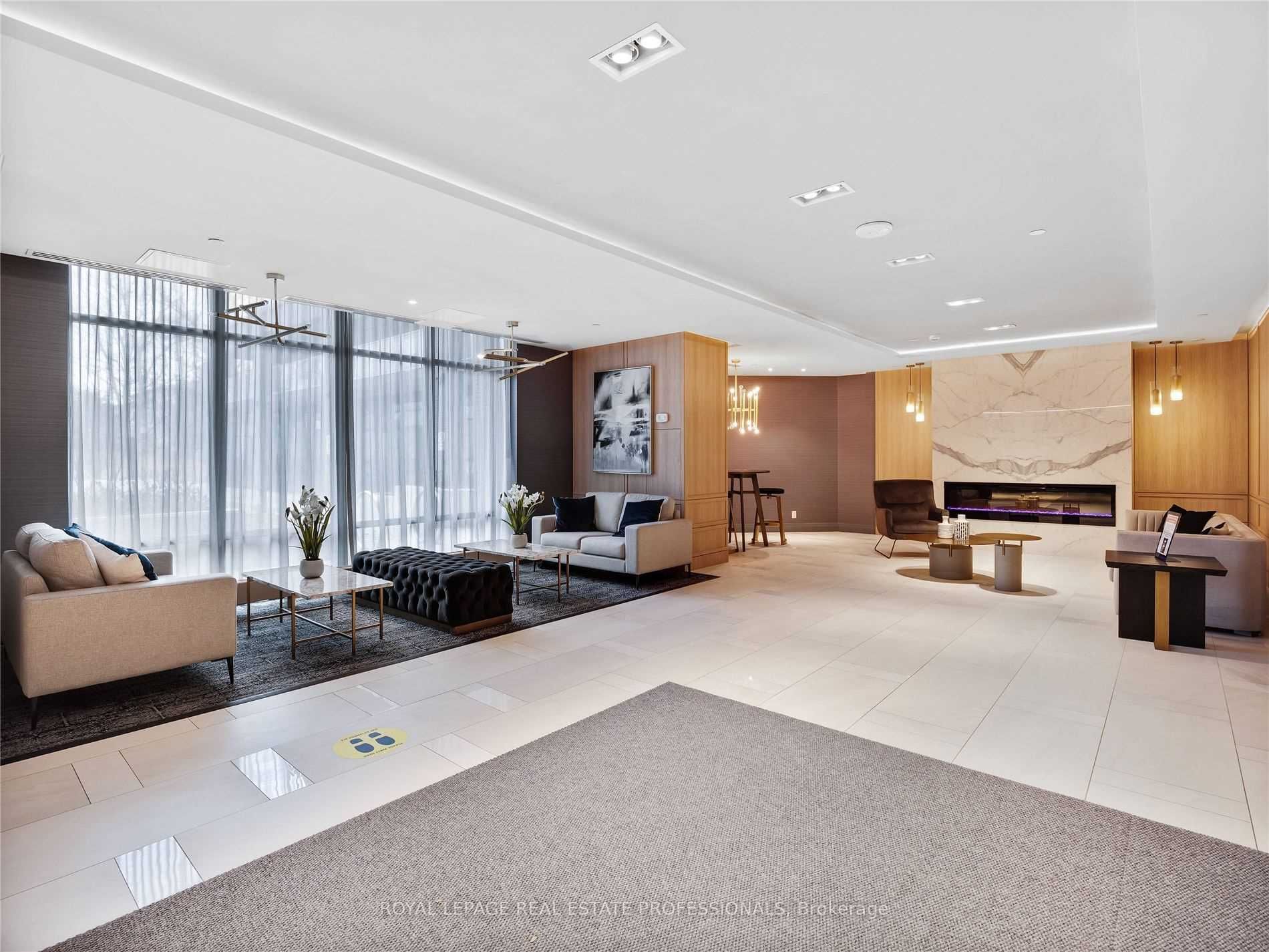 621 Sheppard Ave E, #526
